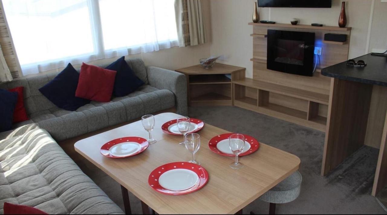 3 Bed Holiday Home Poole Esterno foto
